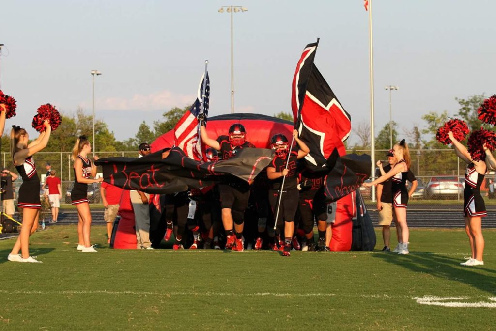 Football: Heritage Lights Up the Scoreboard in Week One Win Over James Wood | LoCoSports