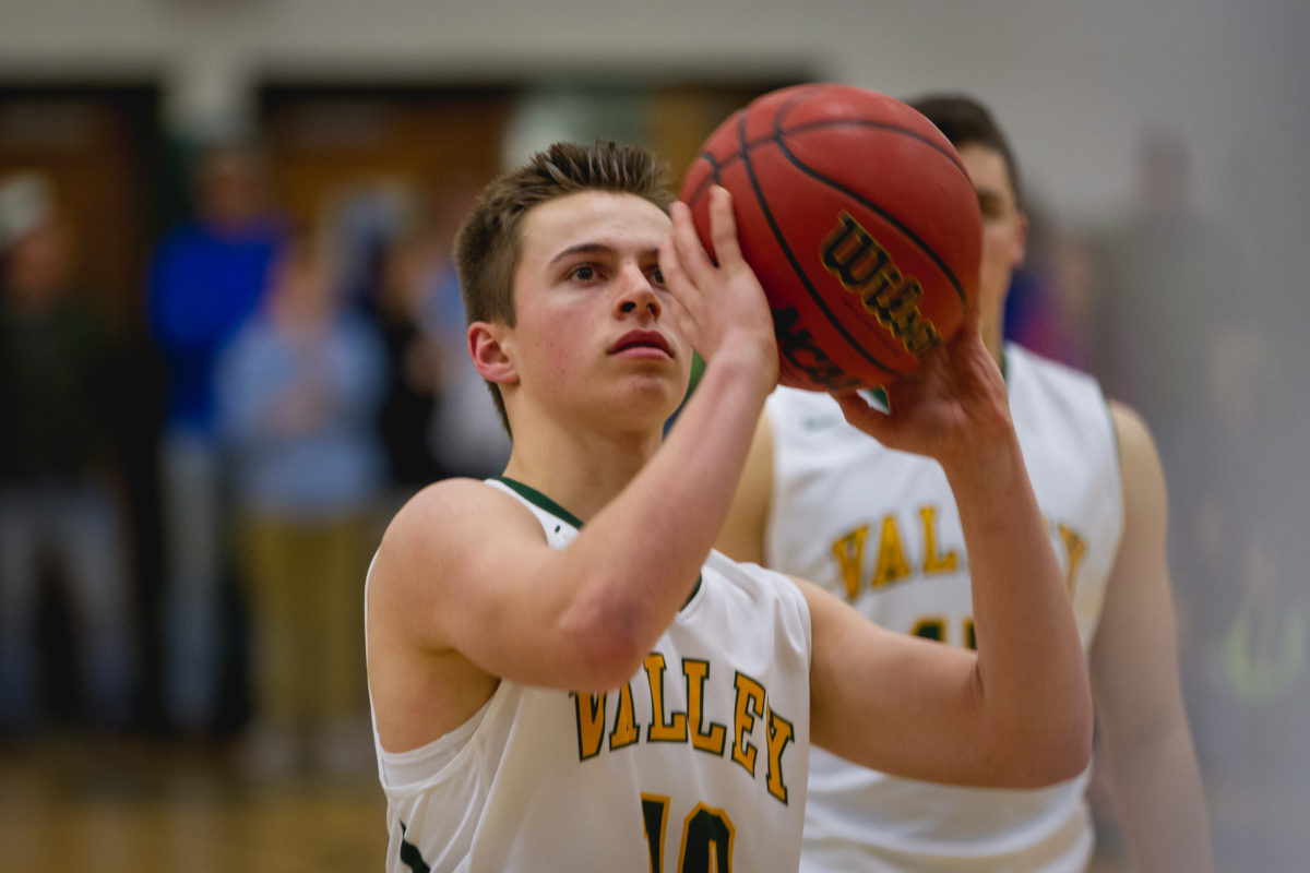 Loudoun Valley sophomore guard Dom Peterson went off from downtown connecting on all four of his first quarter three-point attempts. Full photo gallery by Doug Johnson!